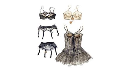 Chacune des 260 pièces de lingerie que compte l’exposition est traitée à part, mais replacée dans un groupe thématique.
 (Gilles Berquet)