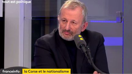 François Pupponi, député Nouvelle Gauche du Val d’Oise, sur le plateau de "Tout est politique", jeudi 30 novembre 2017. (RADIO FRANCE)