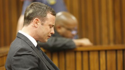 Oscar Pistorius attend le verdict (KIM LUDBROOK / POOL)