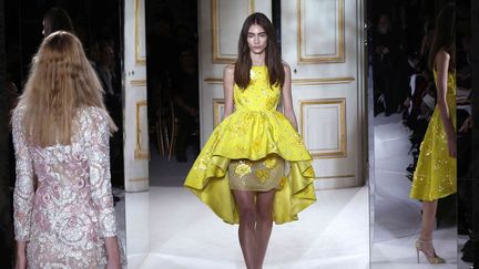 La haute-couture, usine à rêves ?
 (FRANCOIS GUILLOT / AFP)