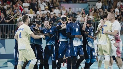 Les Français du cécifoot après leur victoire contre la Chine, le 1er septembre 2024. (HANS LUCAS / AFP)