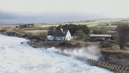 Tempête Ciaran : le littoral fragilisé par les tempêtes successives (France info)