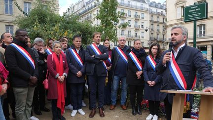 Les élus de la Nupes rendent hommage à Samuel Paty, à&nbsp;Paris, le 16 octobre 2022. (SEVGI / SIPA)