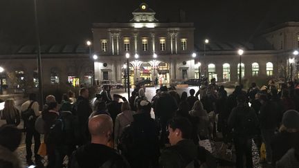 La gare de Reims (Marne) a été évacuée, le 11 novembre 2017 au soir. (FRANCE 3)