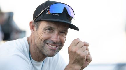 Le navigateur, Thomas Coville, le 16 novembre 2022 , à l'arrivée de la Route du Rhum à Pointe-à-Pitre, en Guadeloupe. (DAVID ADEMAS / OUEST-FRANCE / MAXPPP)