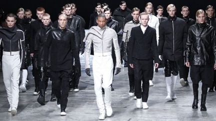 Défilé Rick Owens pap ah 2012-2013, à Pari
 (AFP. A.Klein )