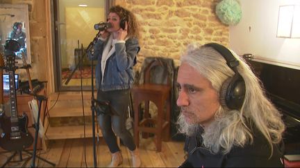 Le groupe Identity en répétition avant l'enregistrement de leur dernier album&nbsp; (B.Métral / France Télévisions)