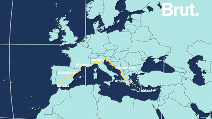 Découvrir les paysages méditerranéens entièrement sur votre vélo ? C’est possible grâce à l’Eurovelo 8, une randonnée cycliste qui traverse 11 pays d’Europe.