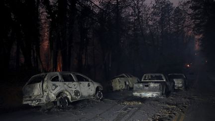 De nombreux véhicules calcinés ont été découverts à Paradise. (JUSTIN SULLIVAN / GETTY IMAGES NORTH AMERICA / AFP)