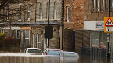 &nbsp; (York sous les eaux de la rivière l'Ouse © Reuters / Andrew Yates)