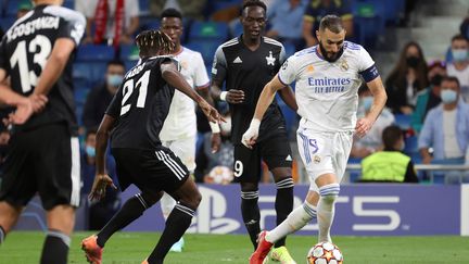 Le Real Madrid s'est incliné face au Sheriff Tiraspol malgré un but de Karim Benzema. (JUANJO MARTIN / EFE)