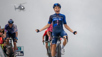 Dans la famille Martinez, focus sur Lenny, 19 ans. Après Mariano, le grand-père et Miguel, le père, voici Lenny, le fils, coureur de la Groupama-FDJ et auréolé d'une première victoire chez les pros cet été au sommet du Mont Ventoux !