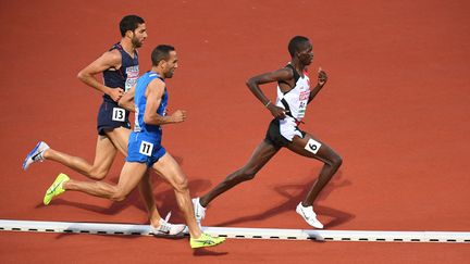 Jamel Chatbi, aux côtés de Mahiedine Mekhissi. (ANDY ASTFALCK / NURPHOTO)