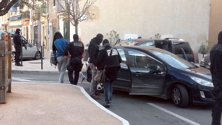 Cinq hommes&nbsp;avaient été interpellés&nbsp;le 27 janvier 2015 à Lunel, dans l’Hérault.&nbsp; (CAROLINE ROSSIGNOL / AFP)