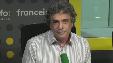 Yves Weisselberger, fondateur de Snapcar, le 1er novembre 2016 à la Maison de la Radio. (FRANCEINFO)