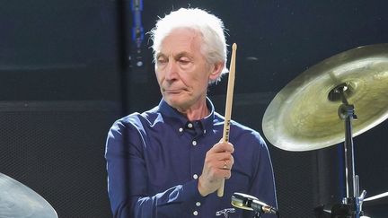 Musique : mort du batteur des Rolling Stones, Charlie Watts  (France 2)