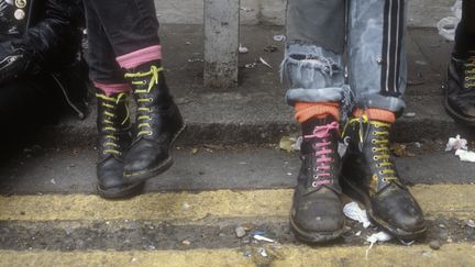 Des chaussures Doc Martens portées à Londres (Grande-Bretagne) en 1983. Photo d'illustration.
 (UNIVERSALIMAGESGROUP / UNIVERSAL IMAGES GROUP EDITORIAL)