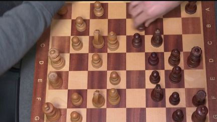 Loisirs : les confinements dopent la cote des échecs (France 3)