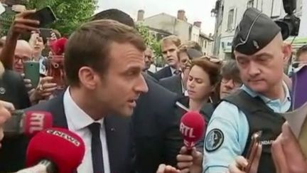 Emmanuel Macron à la rencontre des salariés de GM&S