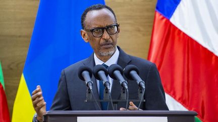 Le président rwandais Paul Kagame prononce un discours lors de la visite officielle de son homologue centrafricain Faustin-Archange Touadéra, le 5 août à Kigali au Rwanda. (HABIMANA THIERRY / ANADOLU AGENCY)