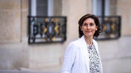 Amélie Oudéa-Castéra, ministre des Sports et des Jeux olympiques et paralympiques, à la sortie du Conseil des ministres, le 16 juillet 2024. (XOSE BOUZAS / HANS LUCAS / AFP)