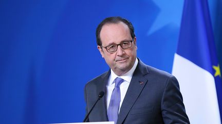 François Hollande, le 21 octobre 2016, à Bruxelles.&nbsp; (DURSUN AYDEMIR / AFP)