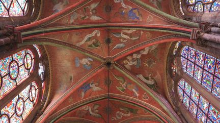 Dans la cathédrale du Mans, des anges jouent de la musique
 (Patrick Escudero /AFP)