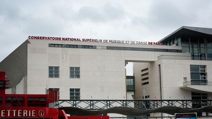 Une vue du bâtiment du Conservatoire National Supérieur de Musique et de Danse de Paris situé sur le Parc de La Villette, le 21 mars 2021. (MARTIN NODA / HANS LUCAS / AFP)