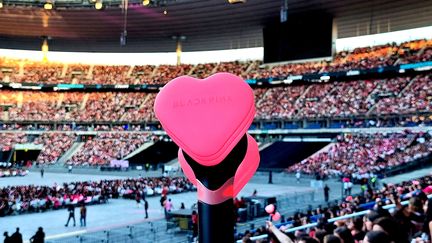 Le Stade de France était plein à craquer pour le concert de Black Pink, le 15 juillet 2023. (BENJAMIN ILLY / RADIO FRANCE)