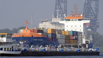 Le port de Rotterdam (octobre 2010). (AFP/ANP/MARCO DE SWART)