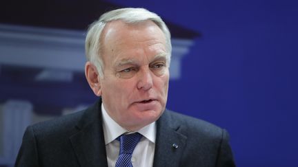 Pour le ministre des Affaire étrangères, Jean-Marc Ayrault, invité de l'émission "Questions d'info", il faudra voir "où est la dynamique" à l'issue de la primaire de la gauche. (MATTI MATIKAINEN / MAXPPP)