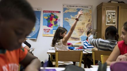 Une classe d'une &eacute;cole primaire, le 9 septembre 2014 &agrave; Paris. (FRED DUFOUR / AFP)