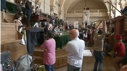 Le film de "Un Peuple et son roi" réalisé par Pierre Schoeller est actuellement en tournage (FRANCE 2)