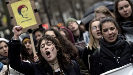 Des manifestantes à Paris, le 8 mars 2018.&nbsp; (CHRISTOPHE ARCHAMBAULT / AFP)