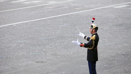  (Le défilé militaire du 14 juillet, en 2010. © MaxPPP /)