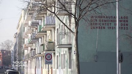 Logement : en Autriche, on propose un toit aux SDF avant toute autre aide (NOUS, LES EUROPEENS / FRANCE 2)