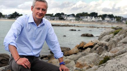 Bruno Le Maire le 24 ao&ucirc;t &agrave; Carnac. (FRED TANNEAU / AFP)