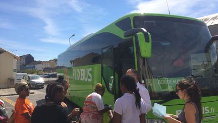 Un car Flixbus à Guéret (© Radio France - Tanguy Bocconi)