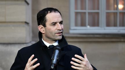 Benoît Hamon peut-il assumer le bilan du quinquennat sans se renier ?