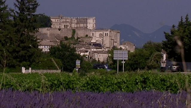 Grignan (Drôme) à l'heure du festival
 (France 3)