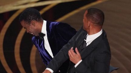 Oscars : Will Smith gifle le présentateur en pleine cérémonie