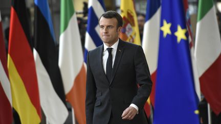 Emmanuel Macron arrive au Conseil européen, à Bruxelles (Belgique), le 21 mars 2019. (JOHN THYS / AFP)