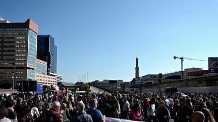 Italie : des manifestations pour protester contre l'instauration du&nbsp;pass sanitaire sur le lieu de travail. (FRANCEINFO)