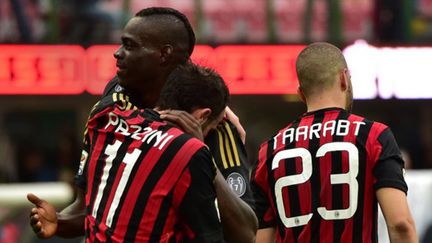 Mario Balotelli a inscrit son 14e but de la saison avec le Milan AC. (GIUSEPPE CACACE / AFP)