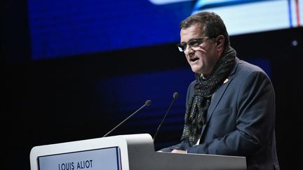 Louis Aliot, le 5 février 2022, à Reims. (STEPHANE DE SAKUTIN / AFP)