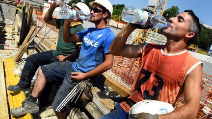 Canicule : trop chaud pour travailler !