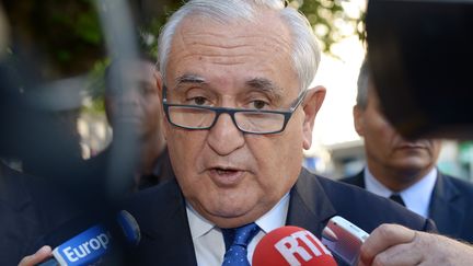 Le s&eacute;nateur UMP Jean-Pierre Raffarin&nbsp;&agrave; Bordeaux (Gironde) le 6 juin 2014. (JEAN-PIERRE MULLER / AFP)