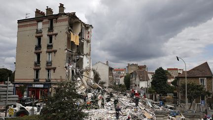  (Une enquête doit déterminer les circonstances de l'explosion de l'immeuble de Rosny-sous-Bois © MAXPPP)