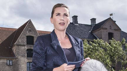 La Première ministre danoise Mette&nbsp;Frederiksen lors d'une conférence de presse à Copenhague, le 21 août 2019.&nbsp; (MADS CLAUS RASMUSSEN / RITZAU SCANPIX / AFP)