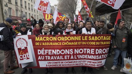 Manifestation contre la réforme du travail, à Paris, le 2 décembre 2017. (CHRISTOPHE ARCHAMBAULT / AFP)